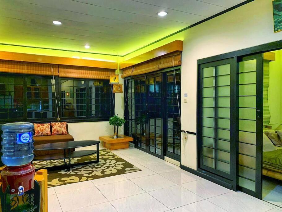 Designer Villa Osaka Puncak Eksteriør billede
