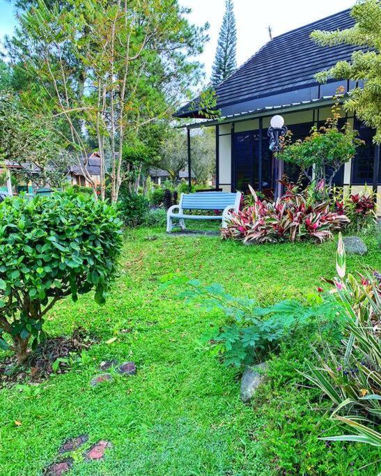 Designer Villa Osaka Puncak Eksteriør billede