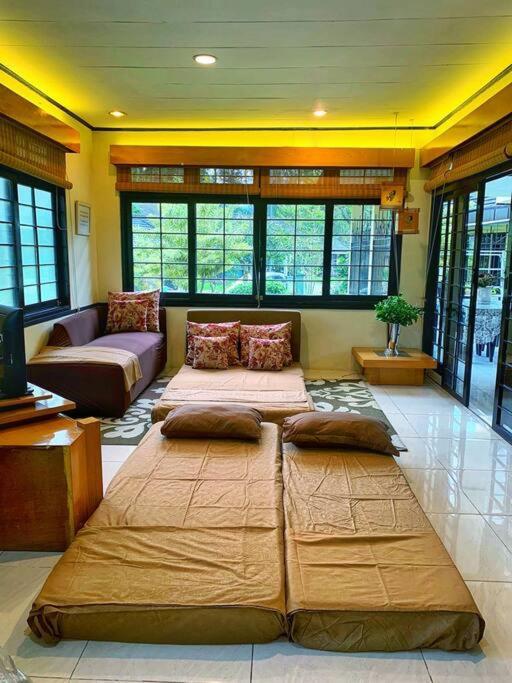 Designer Villa Osaka Puncak Eksteriør billede